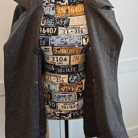 American Eagle women's wool coat. - Picture 7 of 12